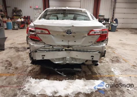 2014 Toyota Camry Hybrid/Le/Xle из США, поврежденный, VIN 4T1BD1FK3EU111150